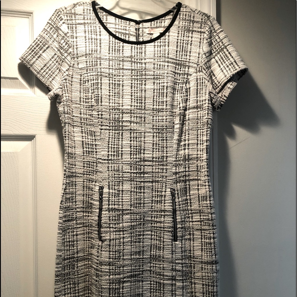 Black & white tweed dress.
